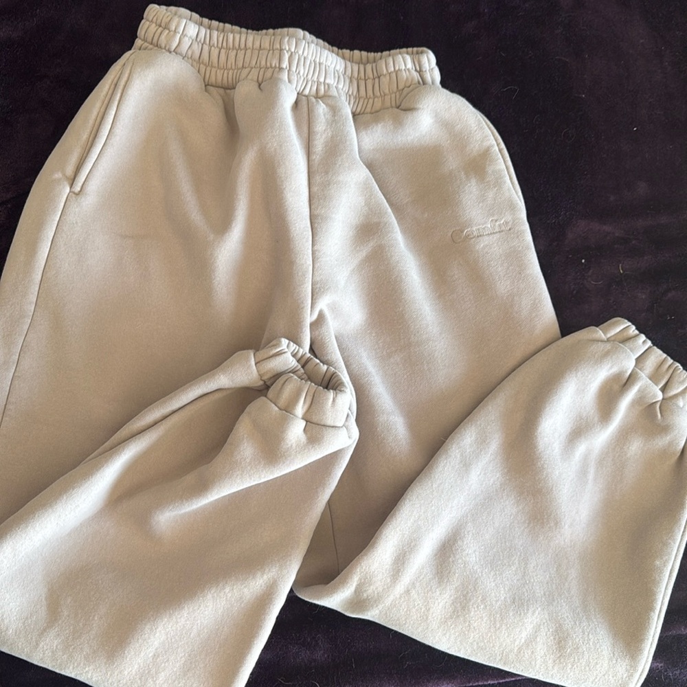 Comfrt medium Sweatpants